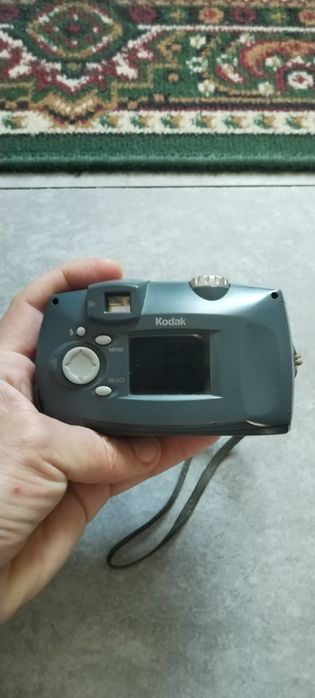 Продам одни из первых цифровых фотоаппаратов Kodak EasyShare DX3500