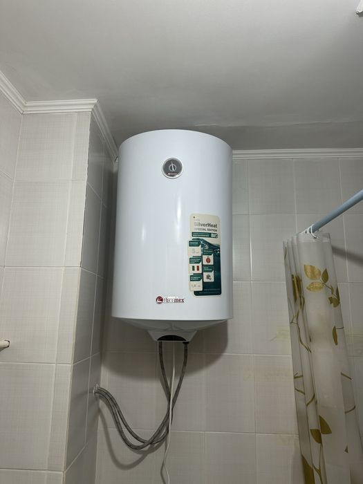 Водонагреватель ariston