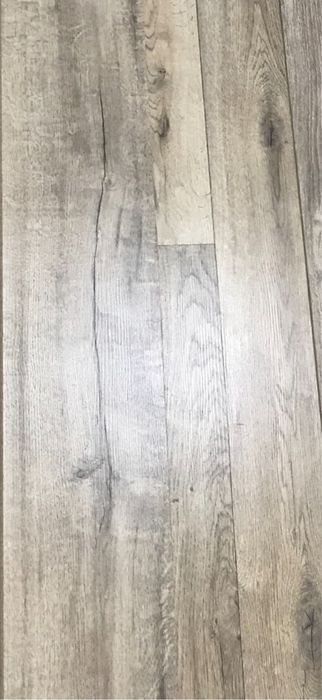 Ламинат б/у 65 кв.м.по 500 тенге.  Самовывоз.