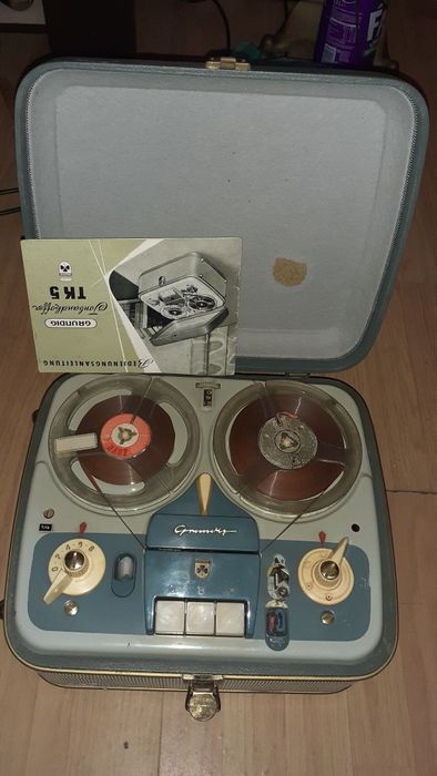 Magnetofon Grundig TK28