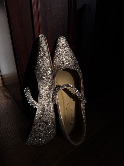 Мюлли за 20 отдам ,новые