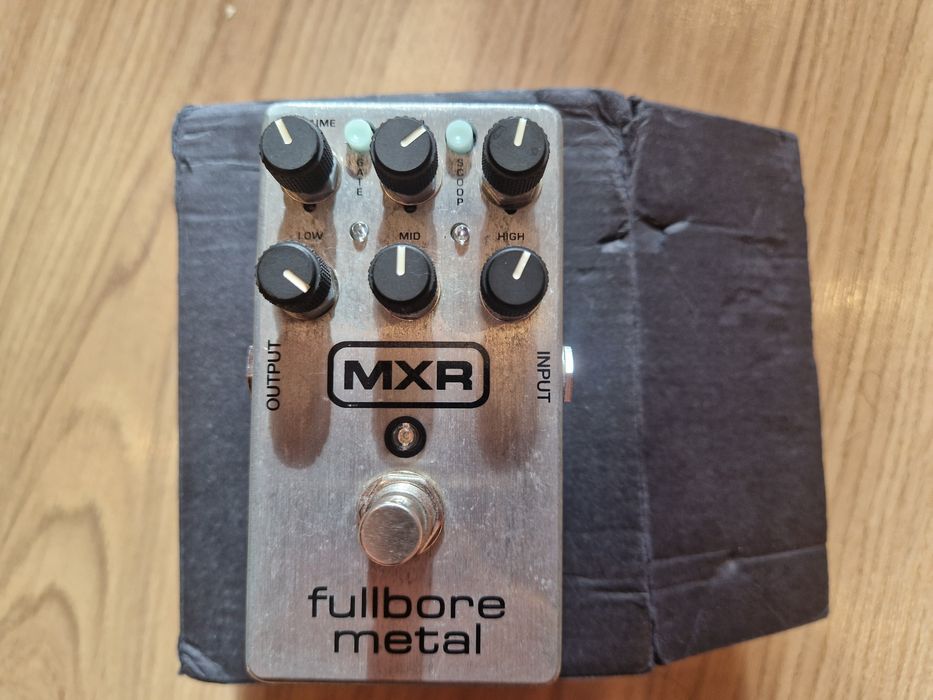 Ефекти за електрическа китара MXR -  дисторшън педали