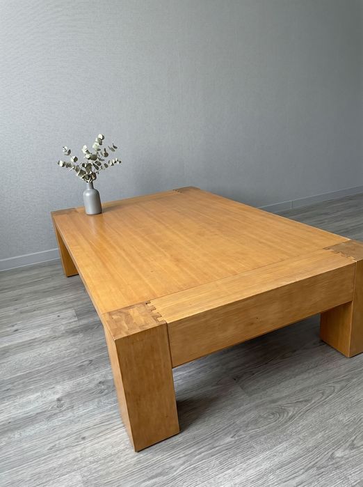 Продам итальянский стол