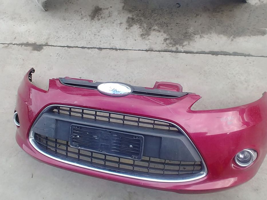 bara fata  ford fiesta 6 cb1 ccn 2011