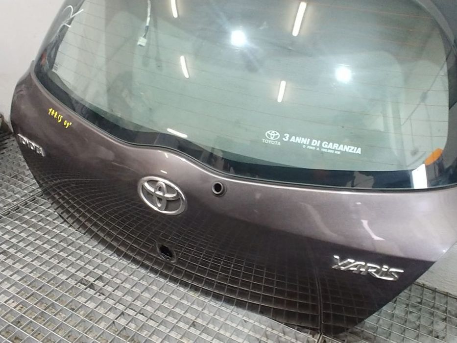 haion toyota yaris p9 2009