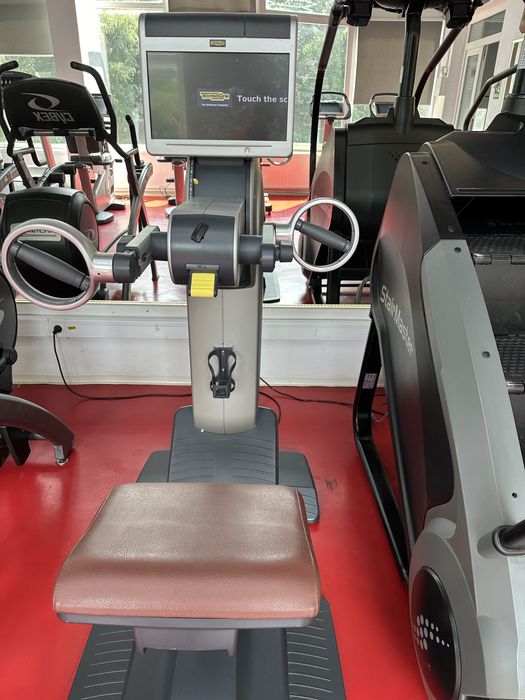 Aparate cardio Techogym