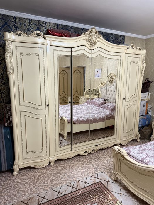 Спальний горнитур