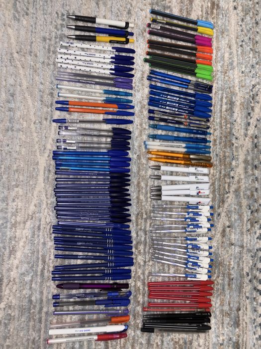 Шариковые ручки. Разного вида