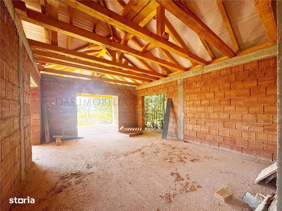 Casa la rosu | Satu Nou de Sus | 675 mp teren