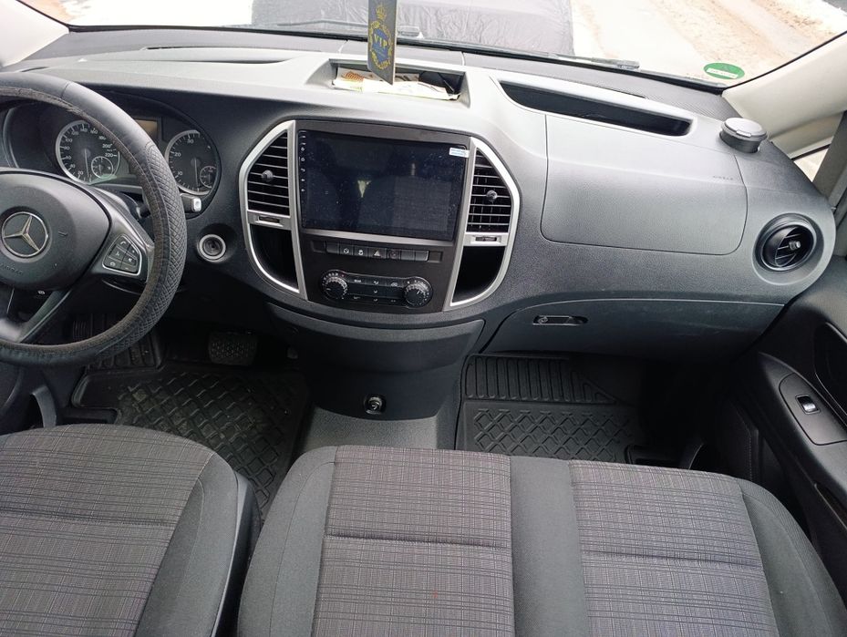 Transport   Grupuri  -Inchiriere.     vito   8+1 automat