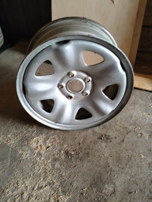 Продам диски от Волги