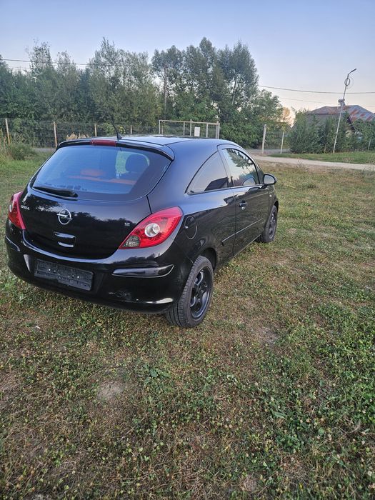 Opel Corsa Automat 1.2 benzina