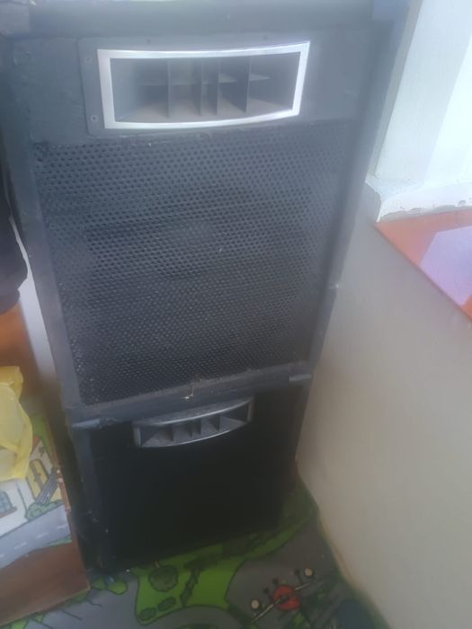 Boxe si mixer de vanzare