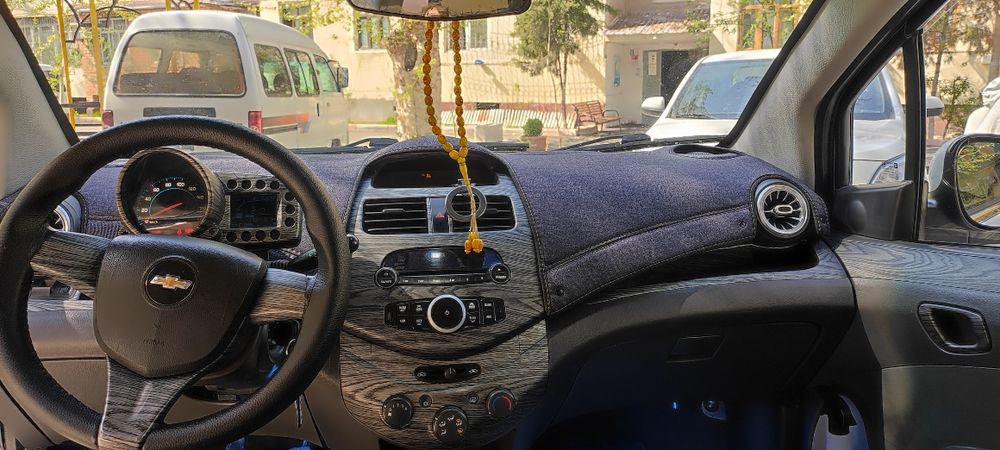 Spark 2015 3 pozitiya  sotiladi