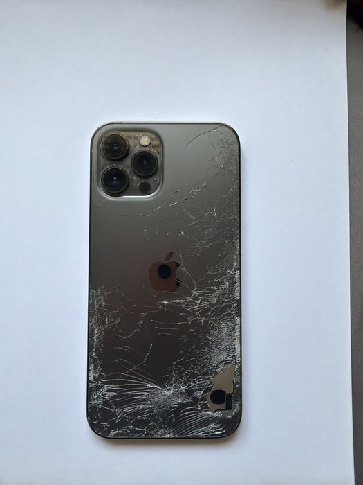 Айфон 12 про макс