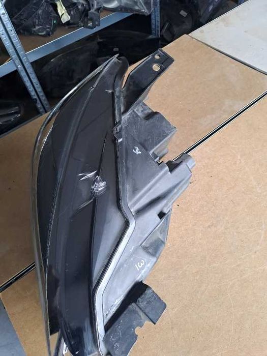 Far dreapta Mazda CX-3 full led an 2016-2019 cod D10E51030
