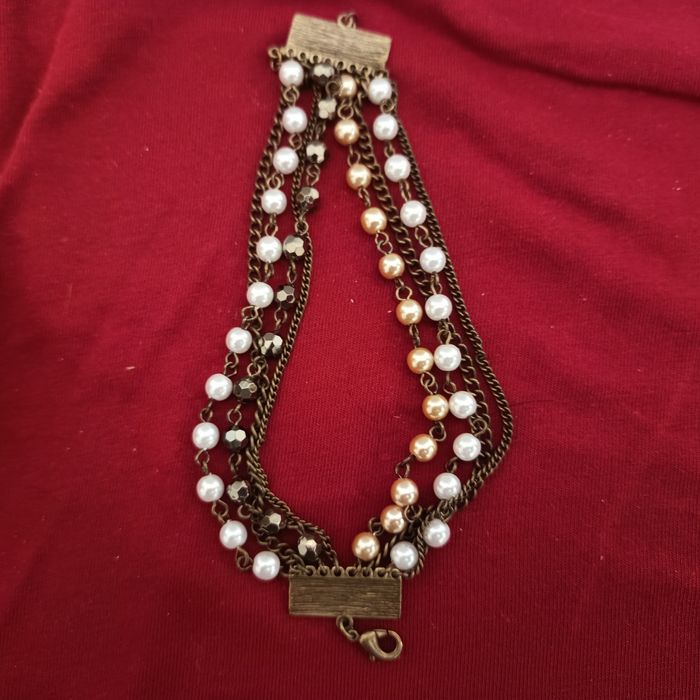 Браслеты женские