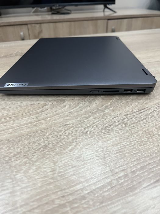 Lenovo IdeaPad Flex 5i (16”,7)