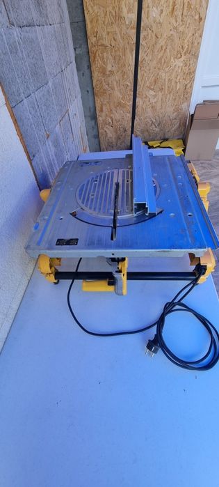 Circular DEWALT DW 743 N 2000 W