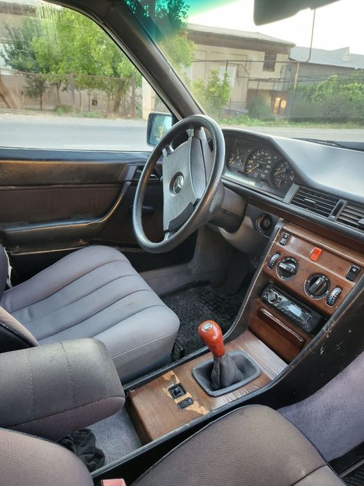 Mercedes Benz W 124
