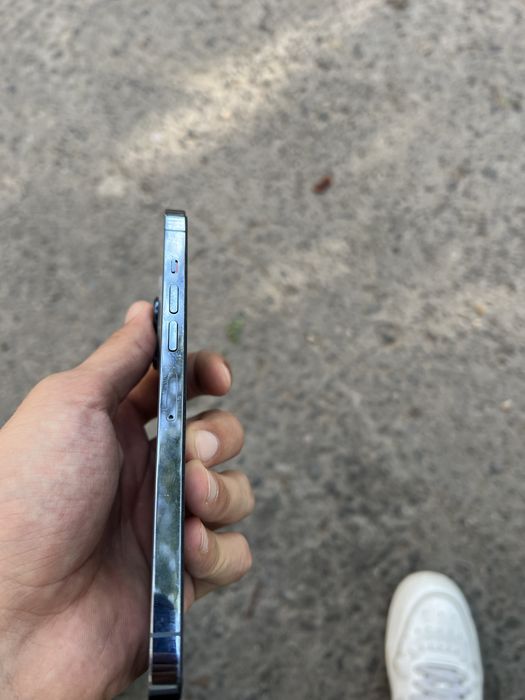 Продам айфон 13 про Max