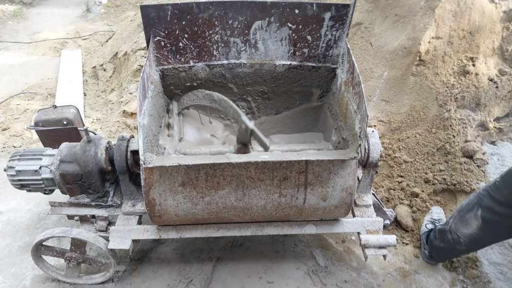 Бетономешалка 200л