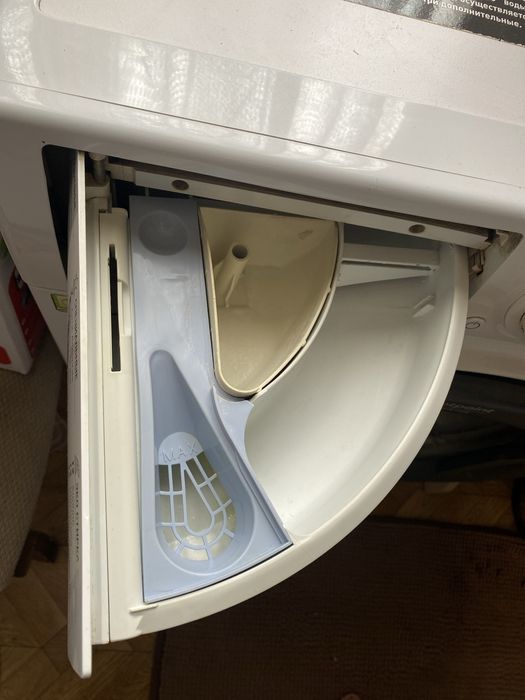 Стиральная машина Hotpoint