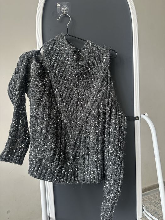 Сатылады киімдер