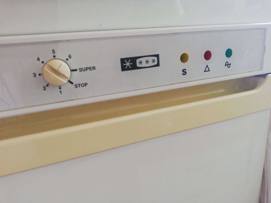 Вертикален фризер SILTAL, инцидентно употребяван