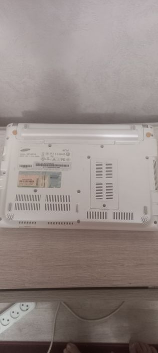 Продам Нетбук Samsung NC 10