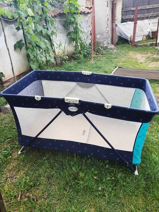 Здрава, запазена бебешка кошарка Chicco