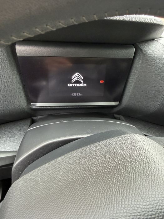 Citroen C 4 an 2022 1.2 benzina