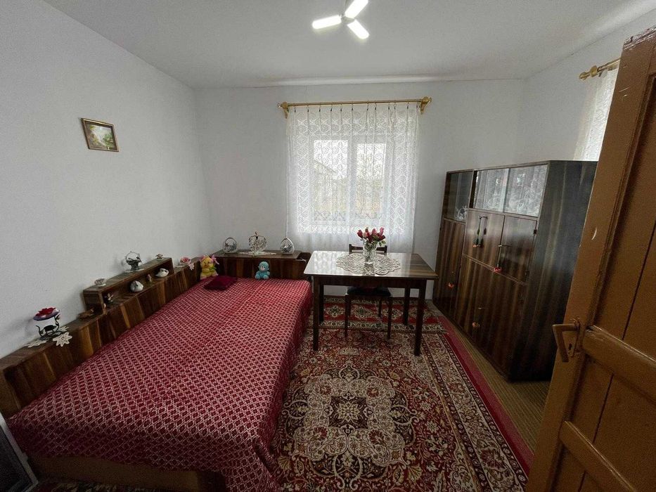Vand casa batraneasca cu teren, Poiana-Mare, jud. Dolj
