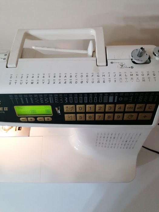 Mașina de cusut Brother super ace 2