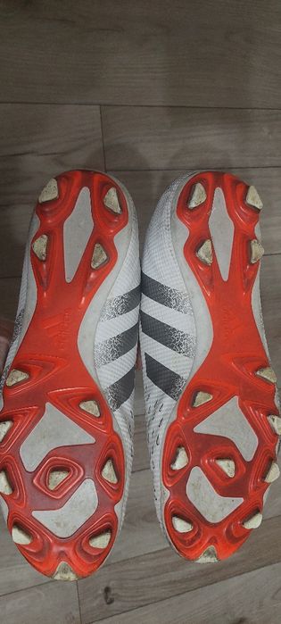 Продавам бутонки