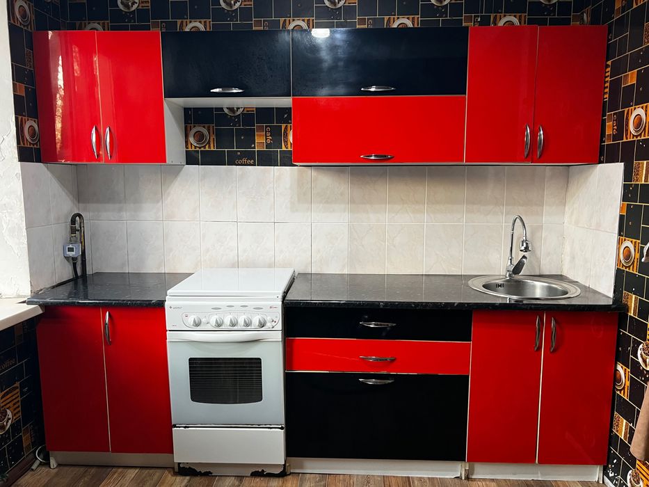 Кухонный гарнитур б/у