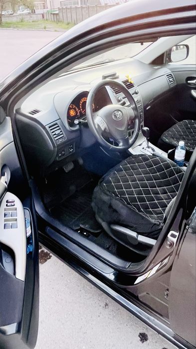 Продам авто марки Toyota Corolla.