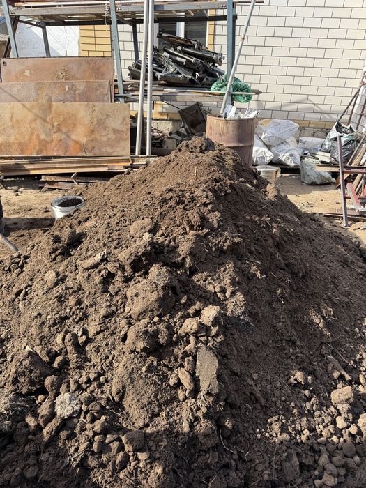 Продам перегной в мешках.