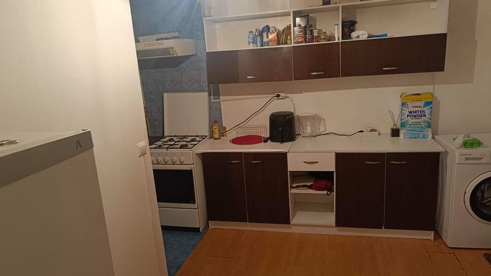 Garsoniera de închiriat