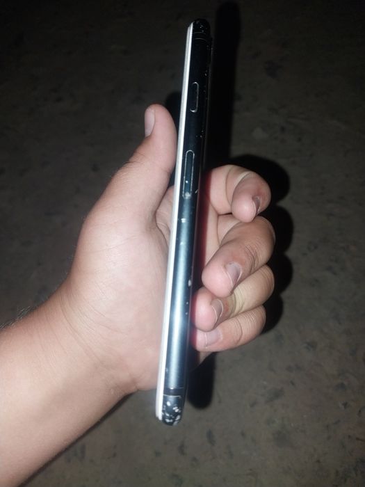 IPhone 7 32 гб в хорошем состоянии