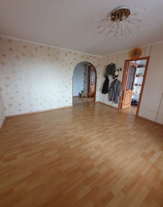 Сдам 3 комн квартиру Достык Молл