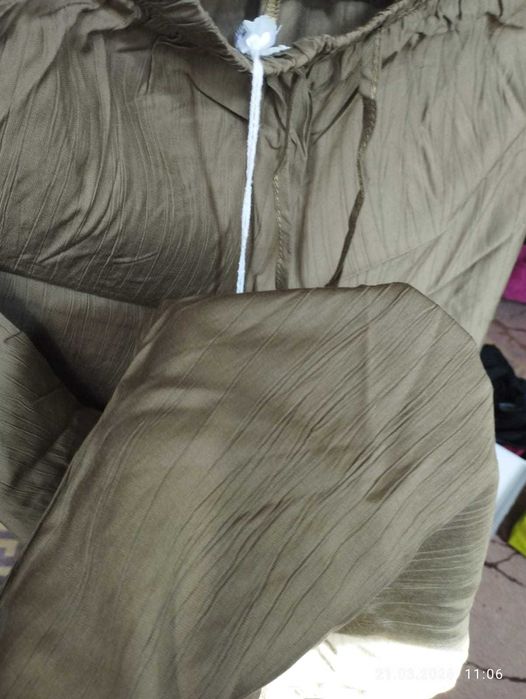 Легкие женские брючки