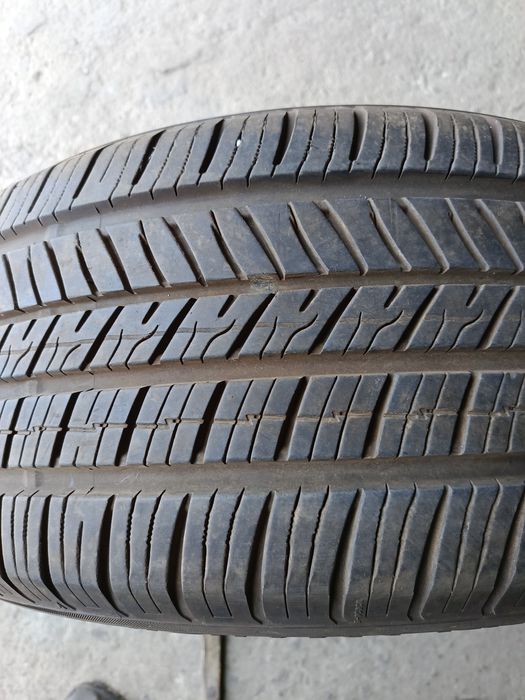 Еденички гума-2022г.-19цола-255/50-1бр.-150лв."YOKOHAMA"-като нова