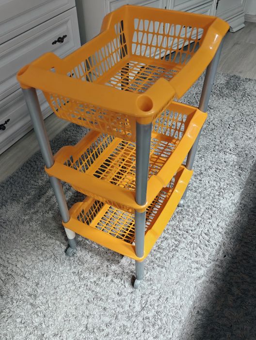 Универсальная этажерка