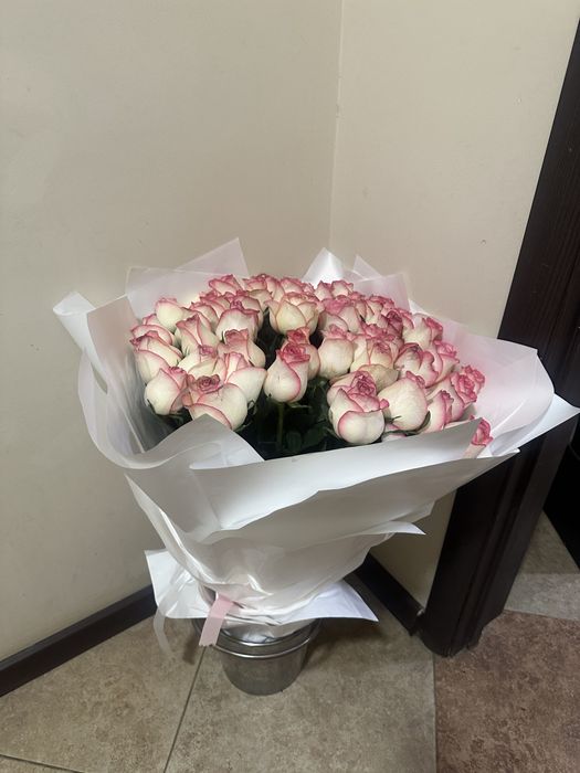 Свежий букет красивых роз