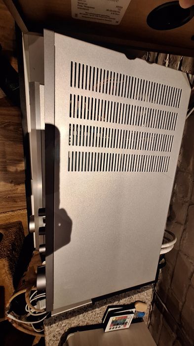 NAD стерео усилвател  и плеър