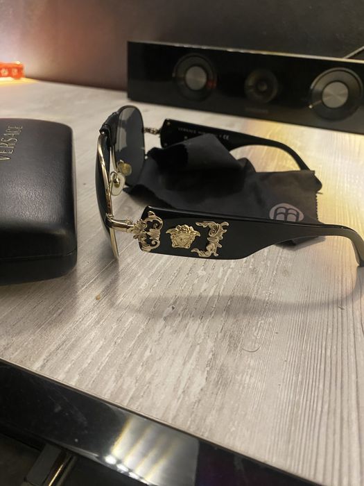 Ochelari de soare Versace !!