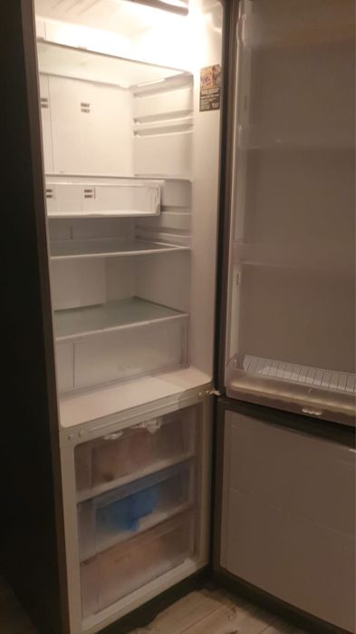 Продается холодильник