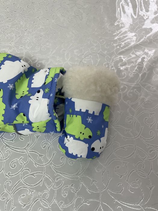 Срочно продам зимний комбинезон трансформер