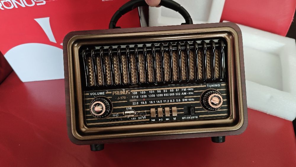 Уникално ретро радио